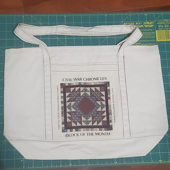Civil War Chronicles Canvas Tote BOM - Picture 1 of 5